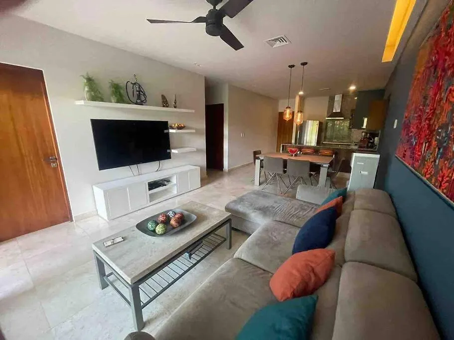 Luxury Condo Between 5Th Avenue And The Beach Playa del Carmen
