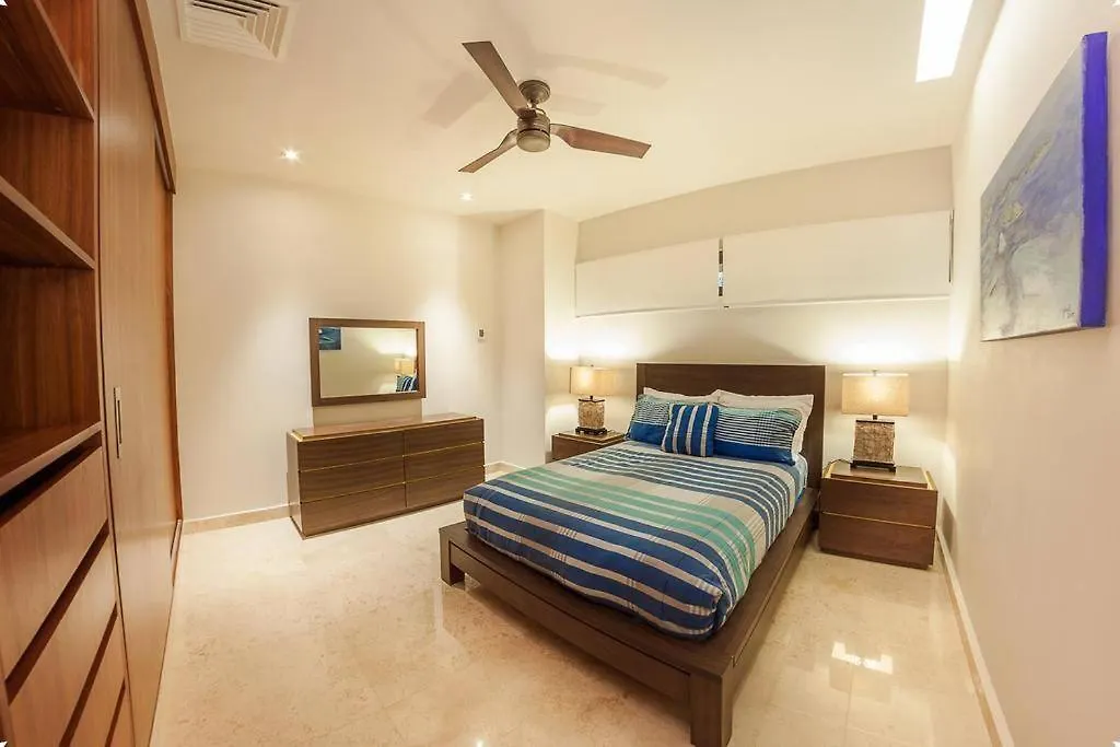 Luxury Condo Between 5Th Avenue And The Beach Playa del Carmen