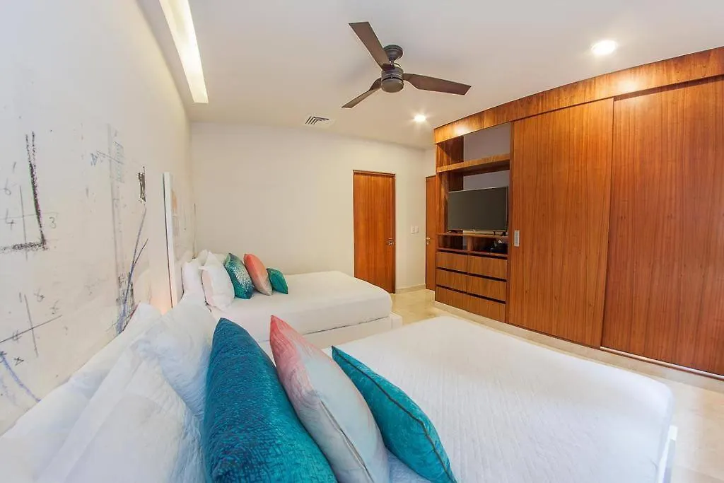 Apartman Luxury Condo Between 5Th Avenue And The Beach Playa del Carmen