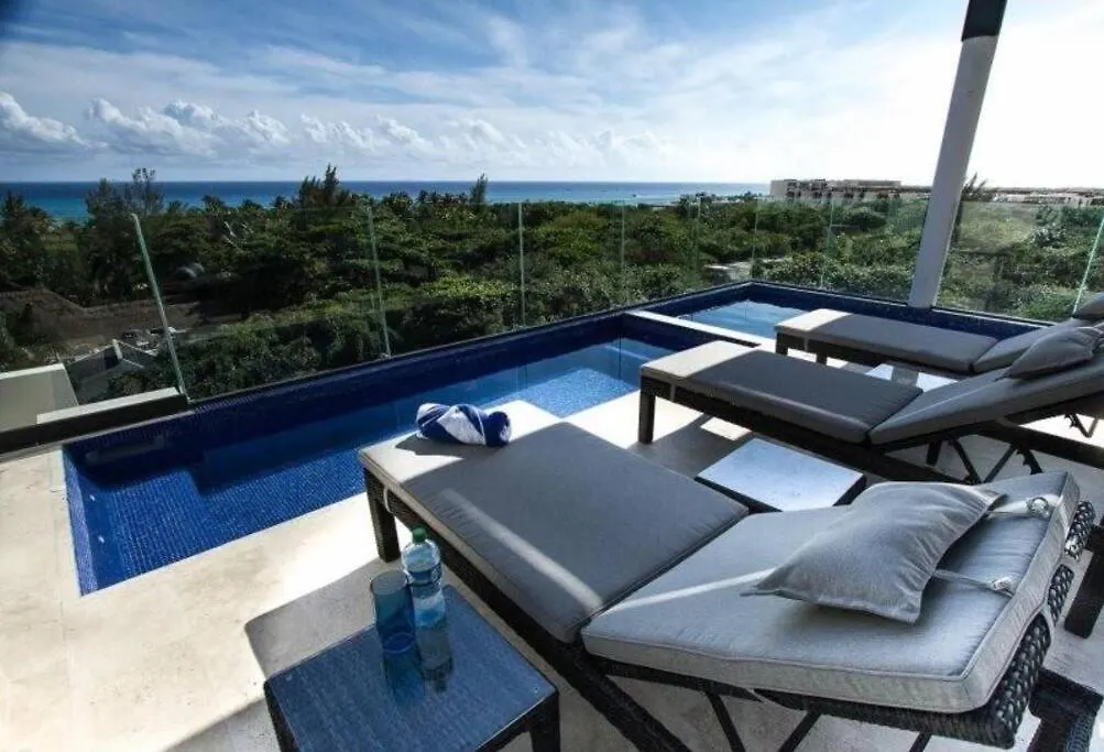 Luxury Condo Between 5Th Avenue And The Beach Playa del Carmen